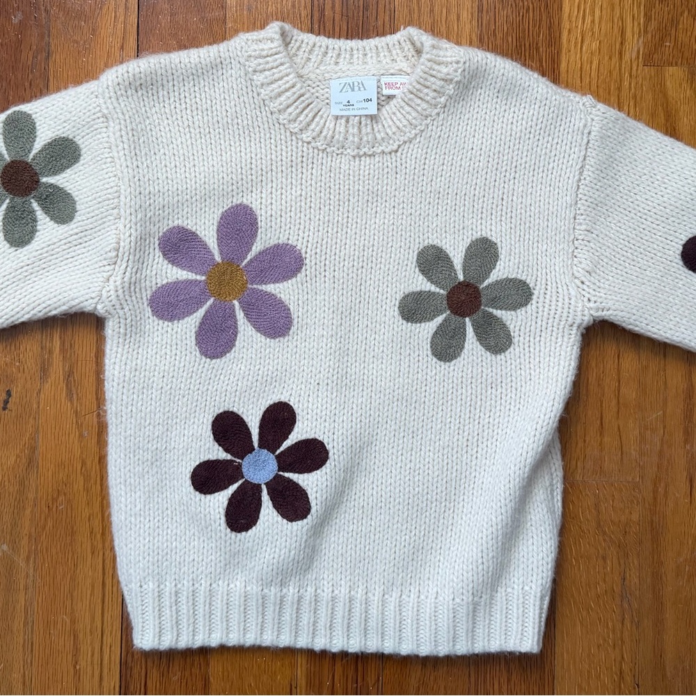Zara Girls Cream Sweater with Multicolor Floral Accents